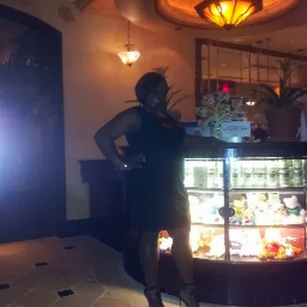 Meet your Posher, Katrina